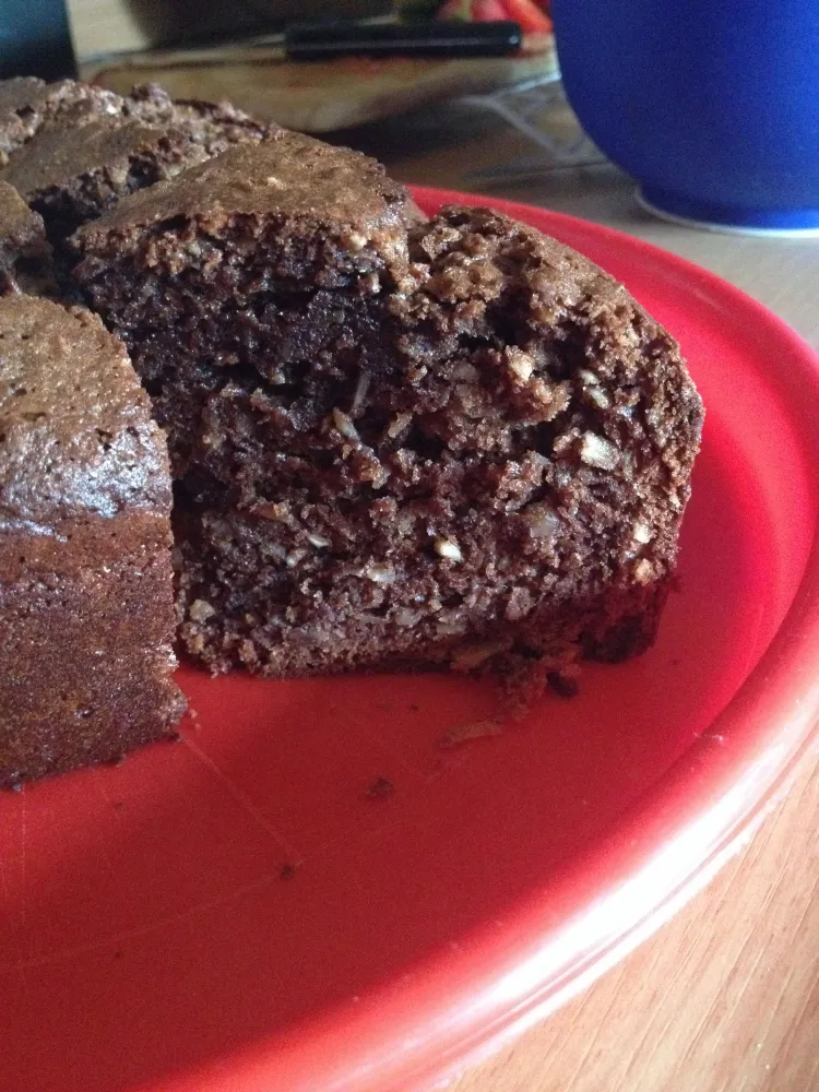 Gâteau amandes, noix et chocolat