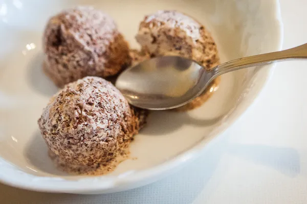 Parfait glacé au baileys, sauce au café