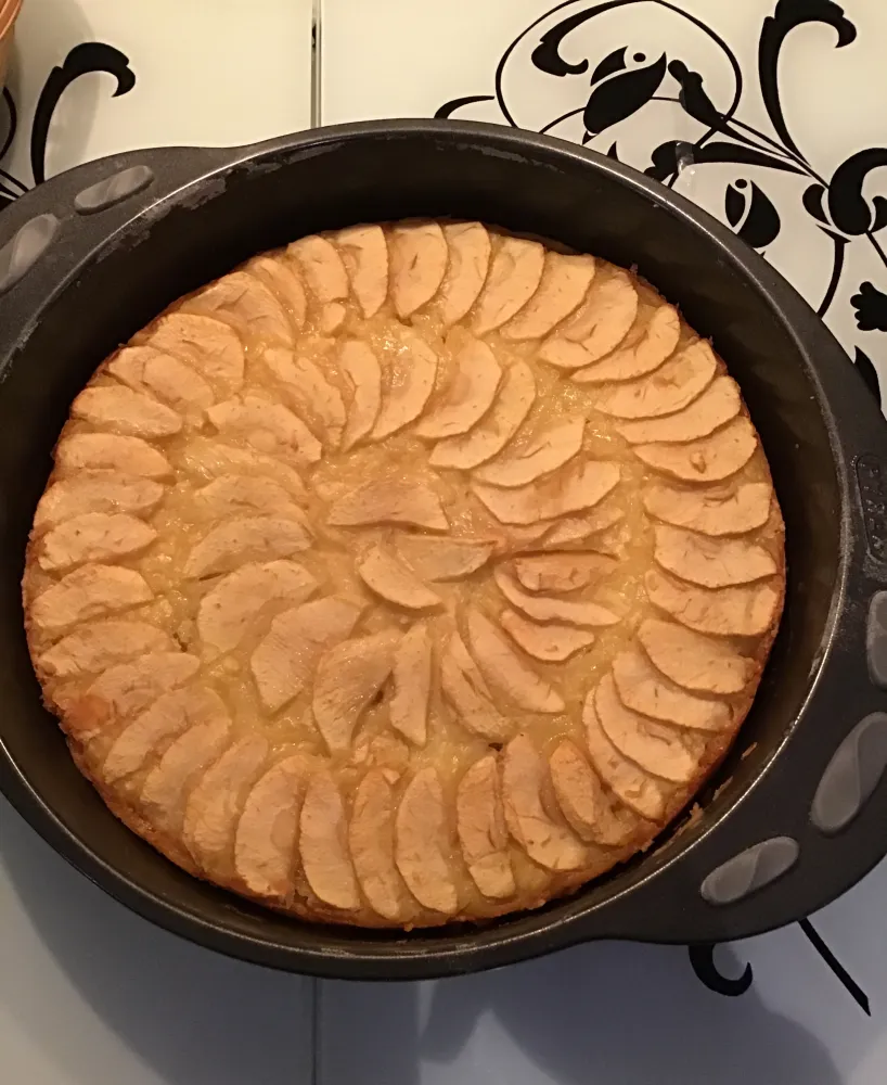 Tarte aux pommes sans pâte de ma mère (légère, rapide et facile)