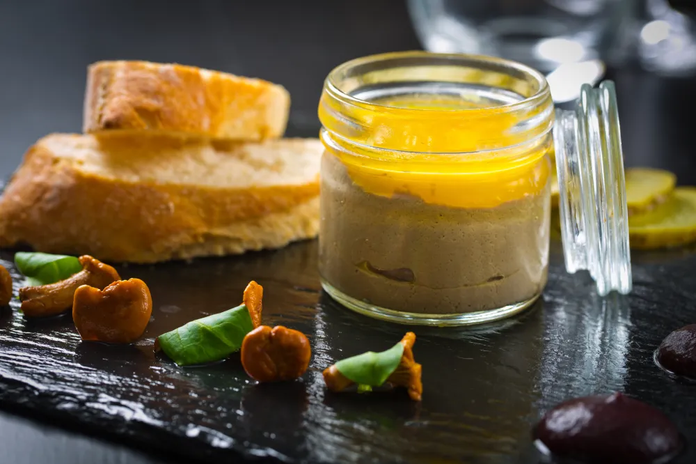 Préparer les foies gras de canard