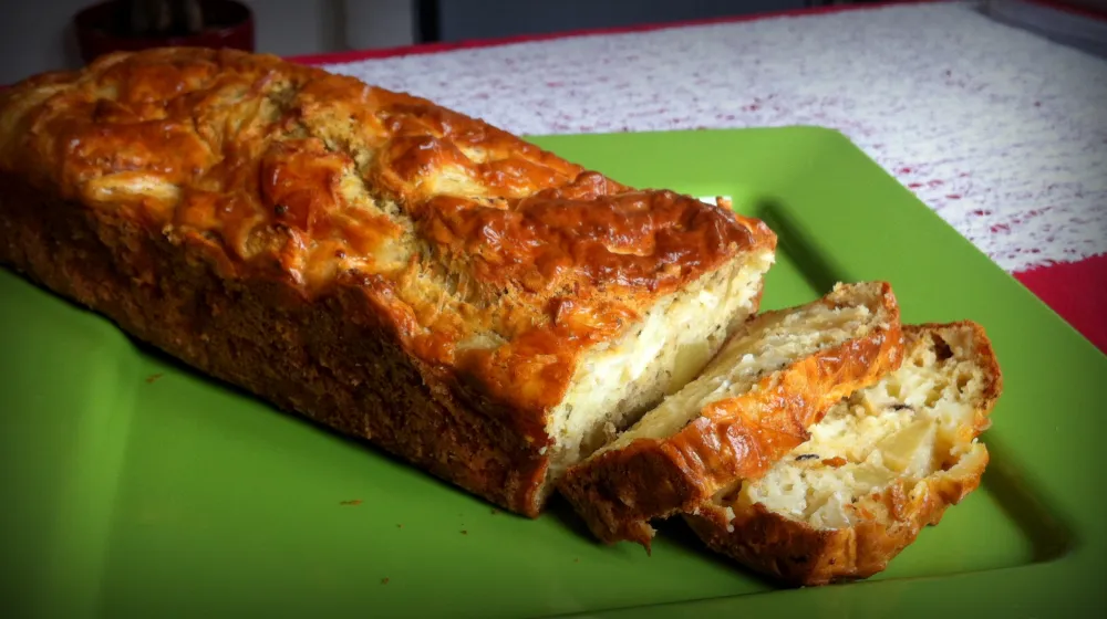 Cake pommes-camembert