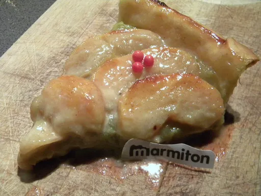 Tarte à la rhubarbe et aux pommes caramélisées