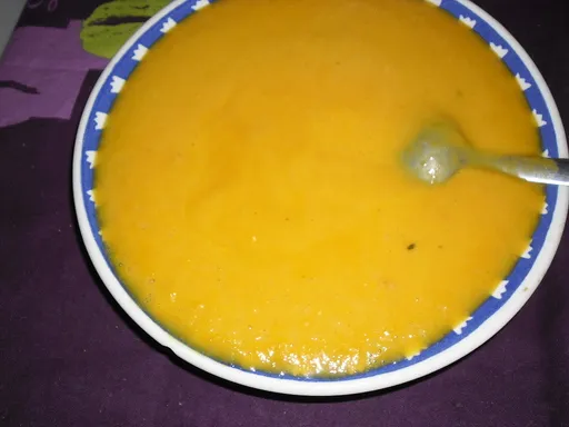 Potage délicieux aux 4 légumes