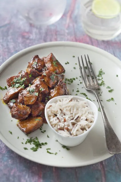 Poulet mariné au curcuma