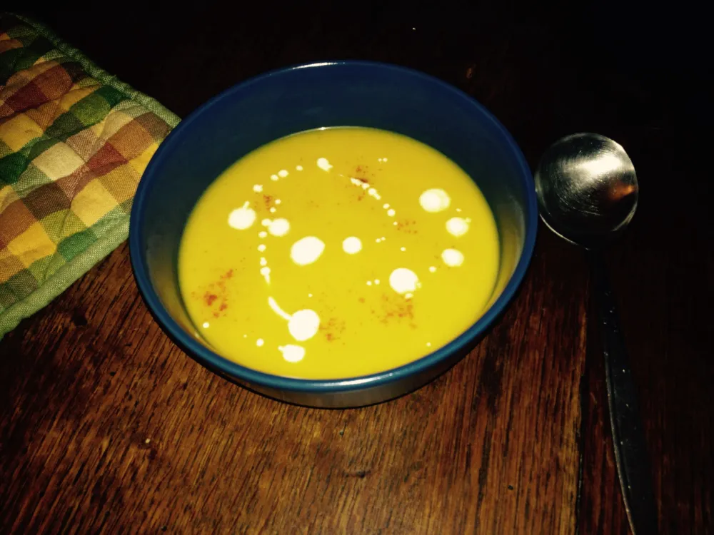 Soupe butternut, pomme et épices