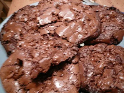 Cookies collants et croquants au chocolat miam miam