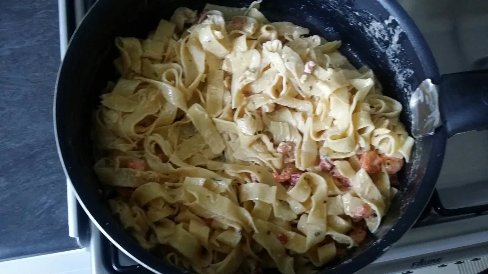 Pâtes aux crevettes et parmesan