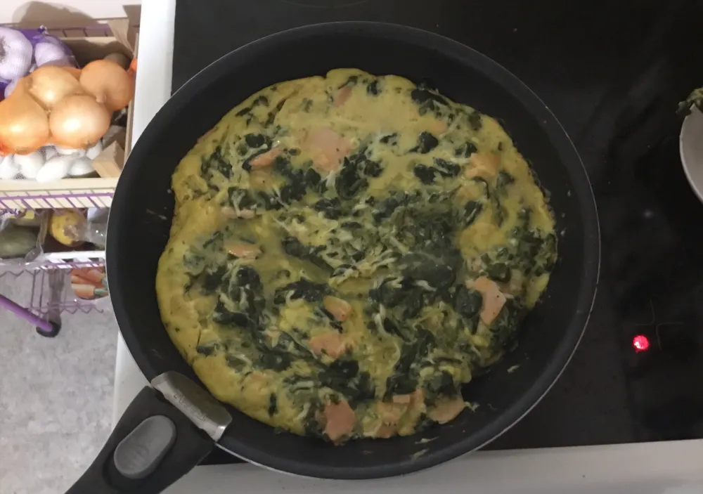 Omelette épinards-saumon fumé