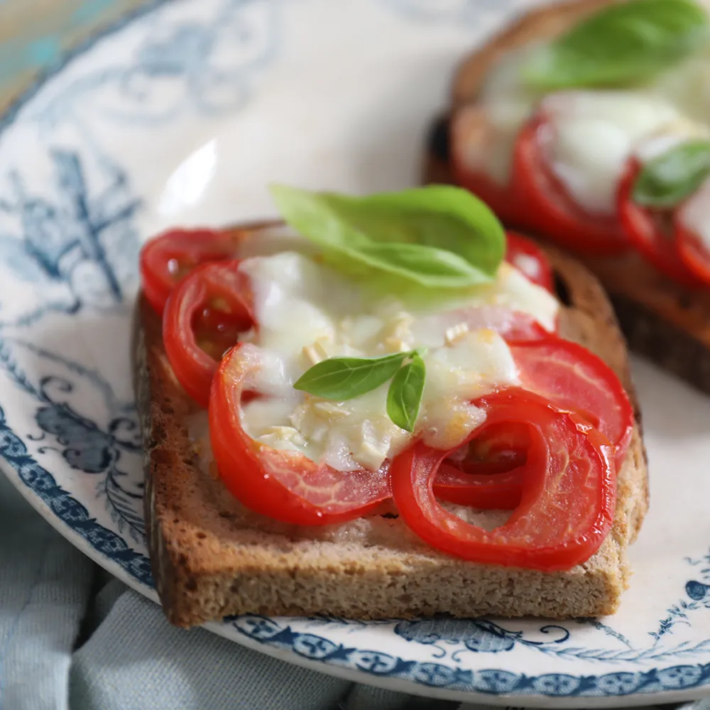 Bruschetta veggie tomates-mozza