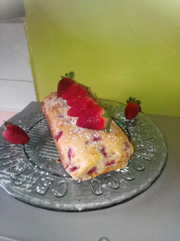 Plum cake fraise citron et ricotta