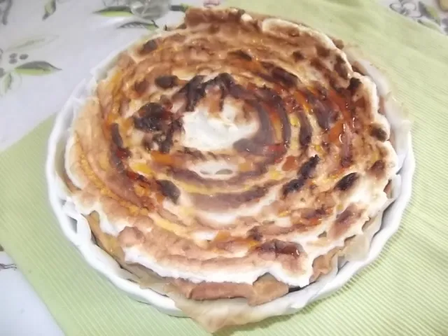 Tarte à la rhubarbe et à lananas meringuée