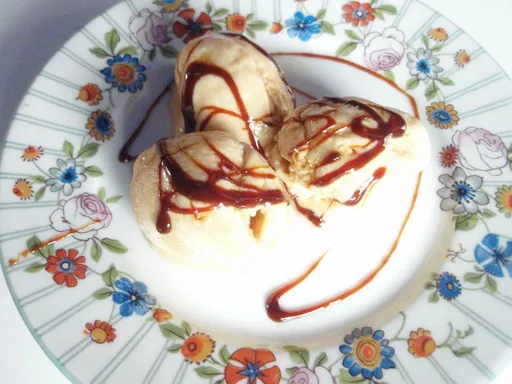 Glace aux palets bretons et caramel au beurre salé