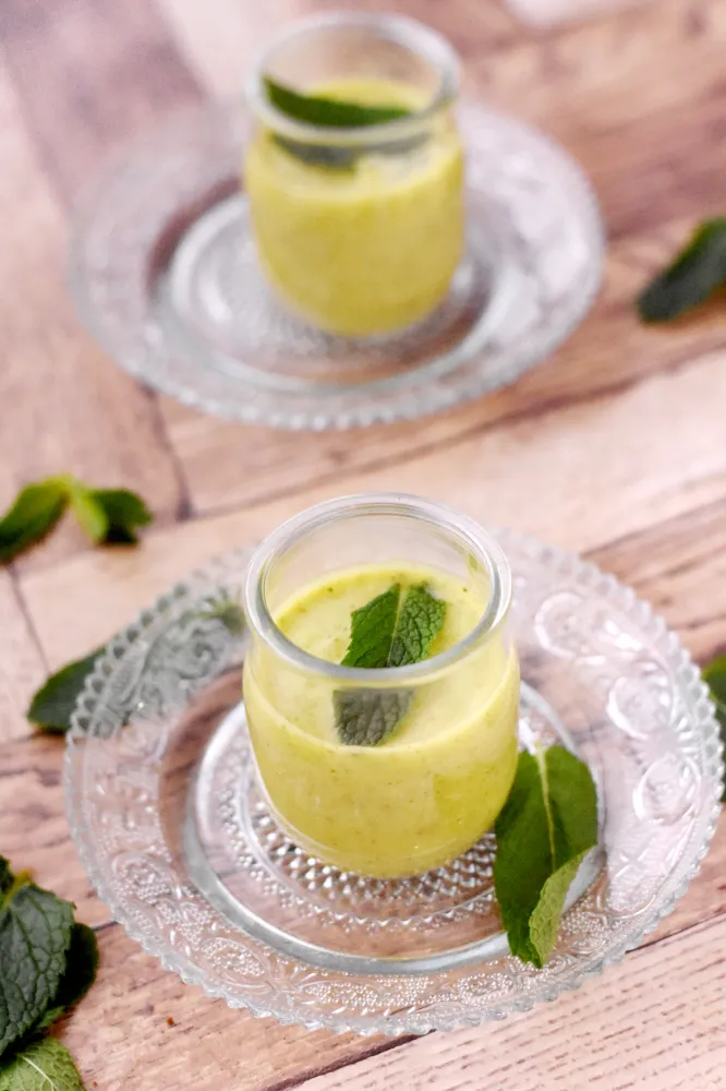 Velouté glacé à la courgette