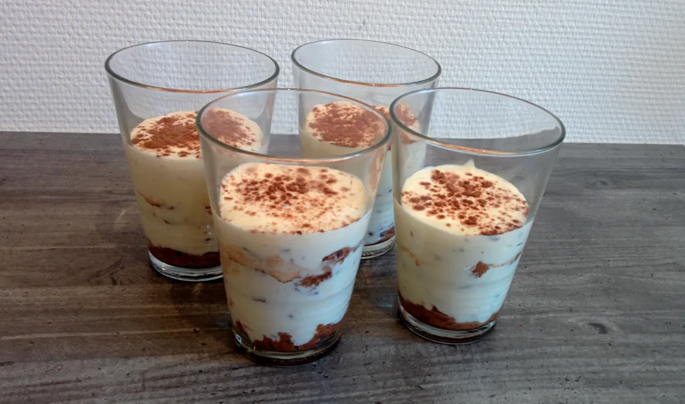 Tiramisu aux spéculoos, pépites de chocolat et miel