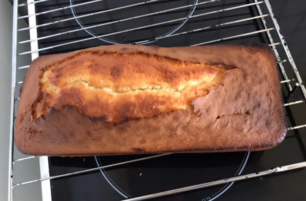 Gâteau au yaourt au jus de citron et jus de clémentine