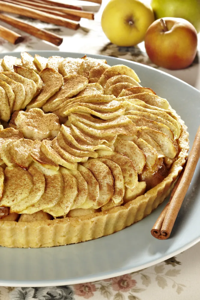 Tarte aux pommes provençale