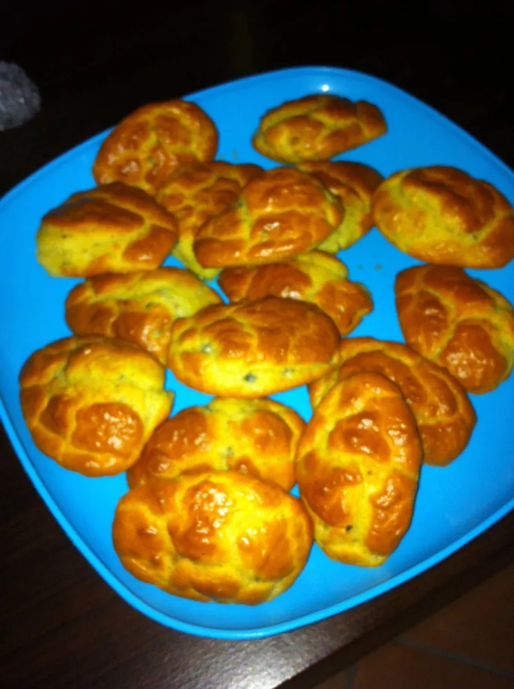 Madeleines au roquefort