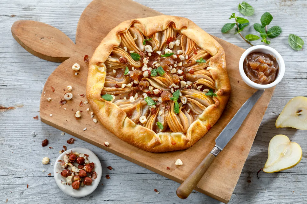 Tarte poire crème de marron noisettes