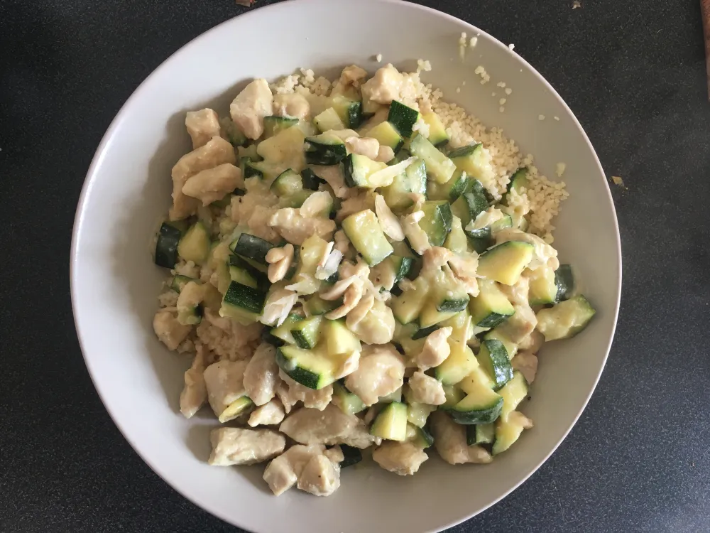 Tajine poulet, courgettes, lait de coco