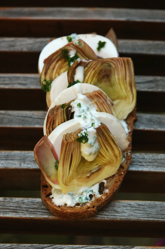 Tartines de champignons et poivrade