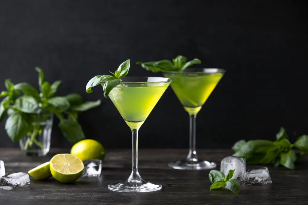 Cocktail aux herbes fraîches