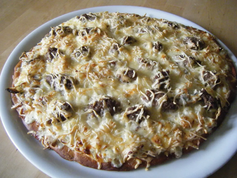 Pizza oignon-steack haché
