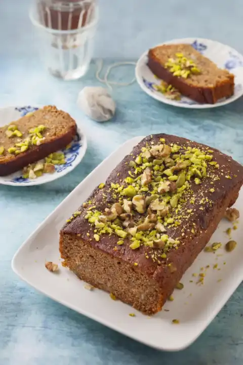 Pain d'épices aux noix et fruits confits