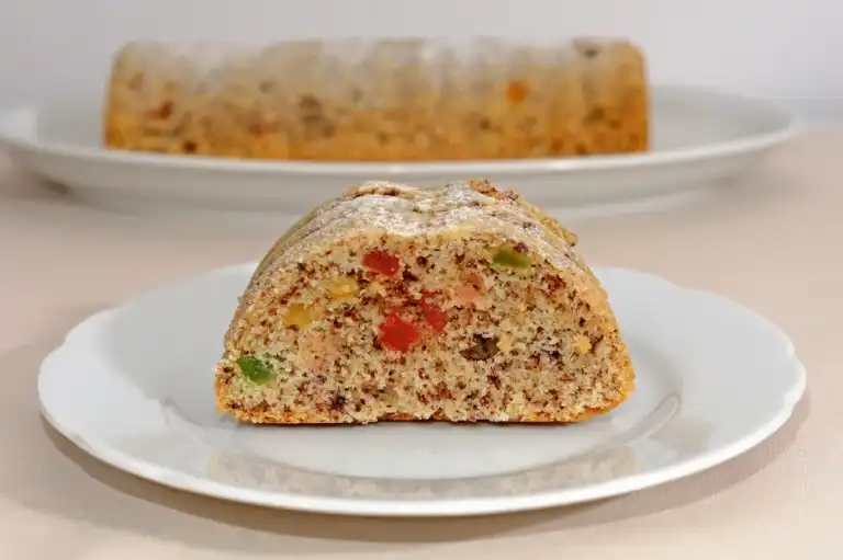 Cake au rhum et aux fruits confits