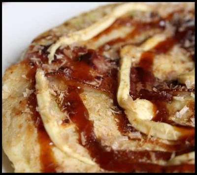 Okonomiyaki ou crêpe japonaise