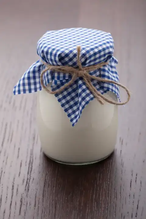 Recette yaourts maison (avec yaourtière)