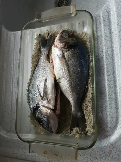 Dorade en croûte de sel