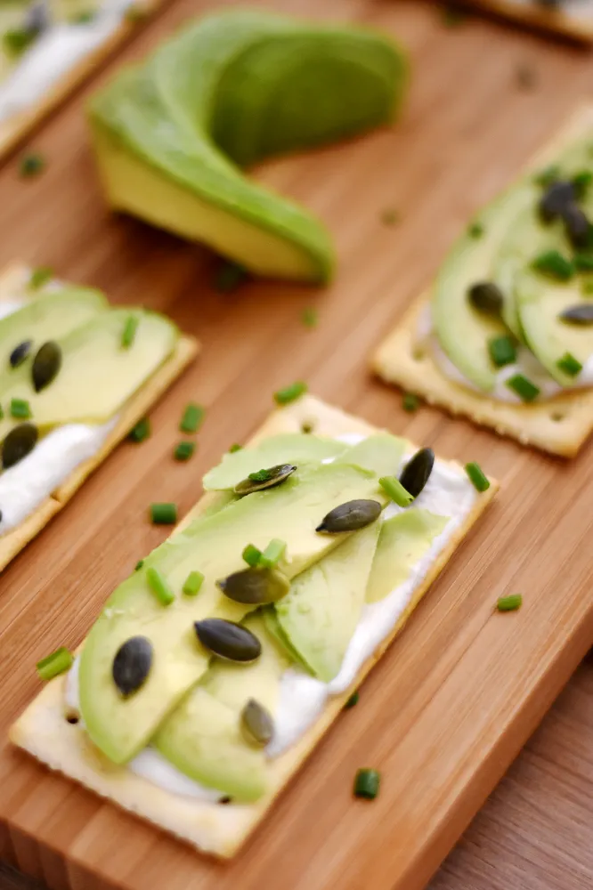 Crackers avocat et mascarpone