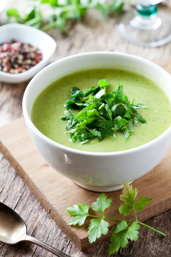 Soupe aux fanes de carottes (ou verdure)