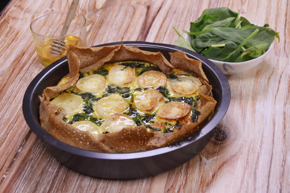 Quiche sur galettes de sarrasin chèvre épinards