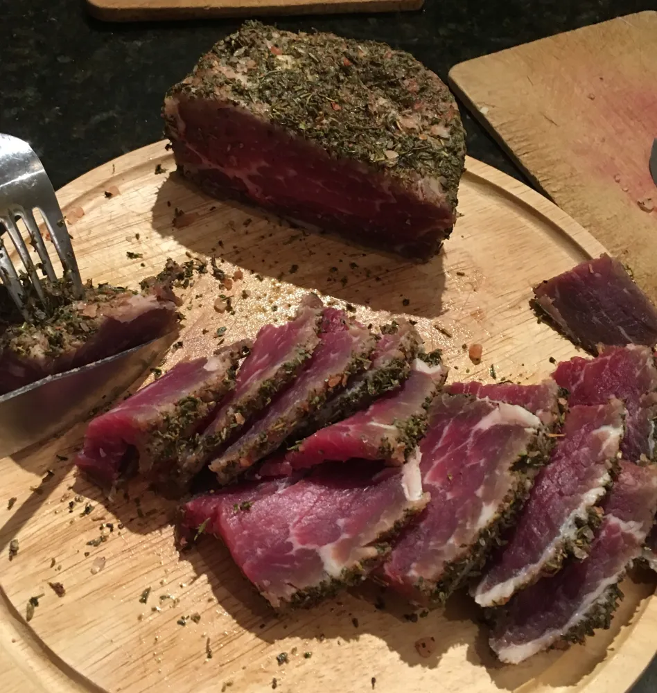 Rôti de boeuf en saumure de sel