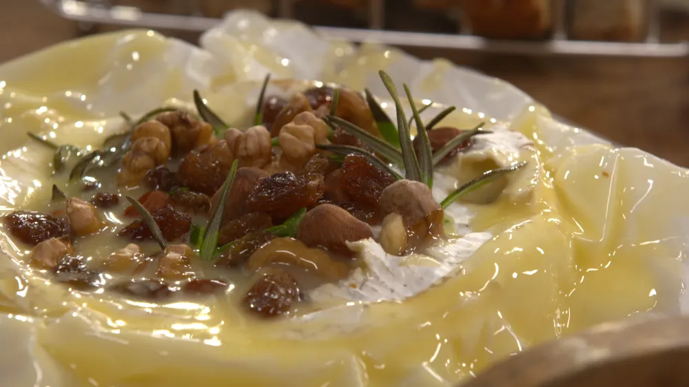 Camembert rôti, romarin et fruits secs par Laurent Mariotte