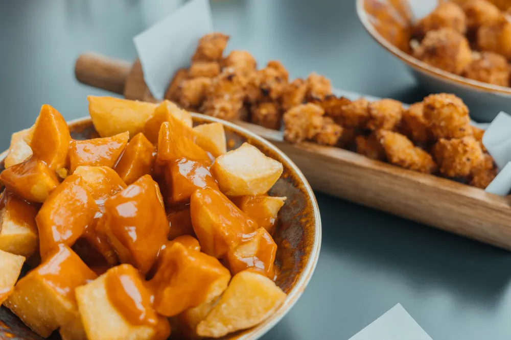 Patatas bravas et croquetas devant le ballet Don Quichotte