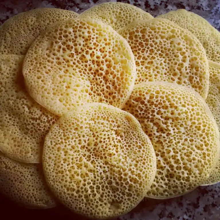 Baghrirs, crêpe mille trous (Crêpes berbères)