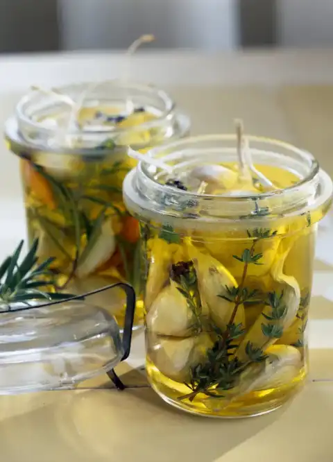 Ail confit en chemise