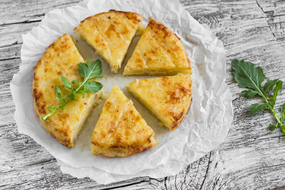 Tortilla de pommes de terre à déguster devant lopéra Carmen