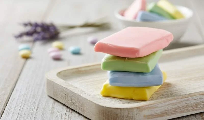 Pâte à sucre colorée