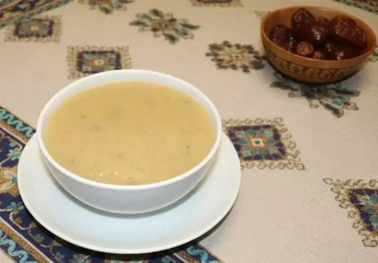 Soupe réchauffante de lentilles corail et bœuf haché