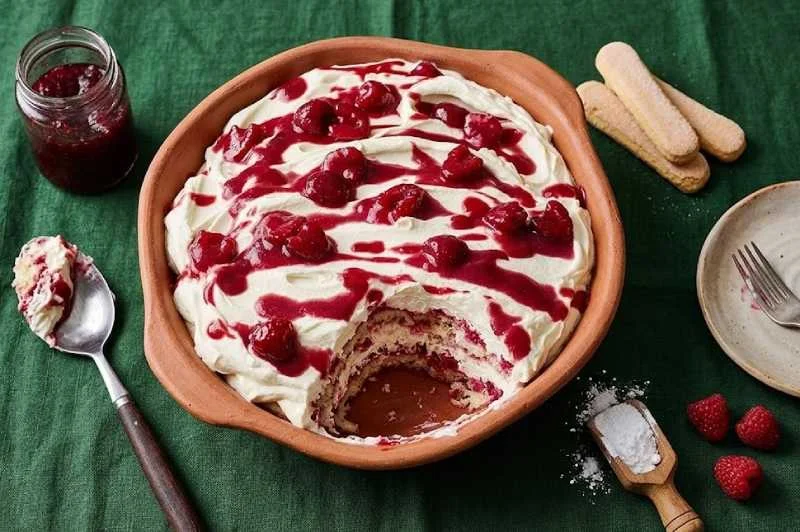 Tiramisu Framboise : La Recette Crémeuse et Acidulée que Vous Allez Refaire Encore et Encore