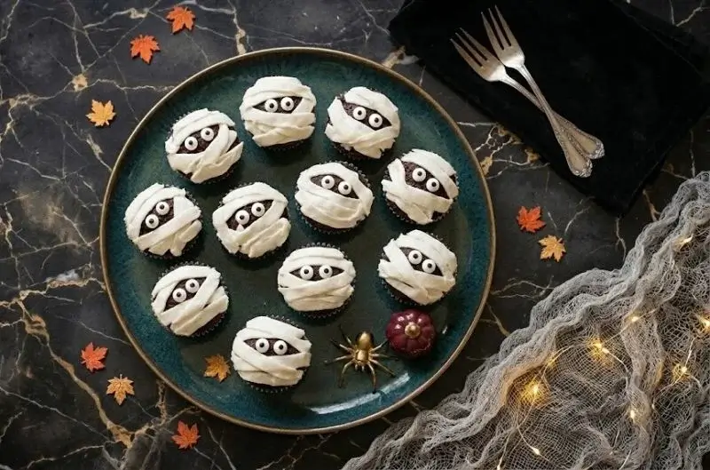 Cupcakes Momie au Chocolat – Spécial Halloween