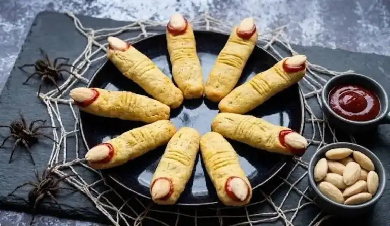 Crackers doigts de sorcière au parmesan